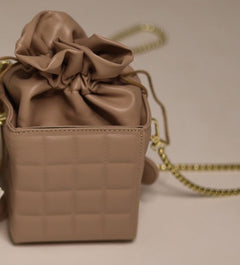 THE QUILTED CUBE BAG